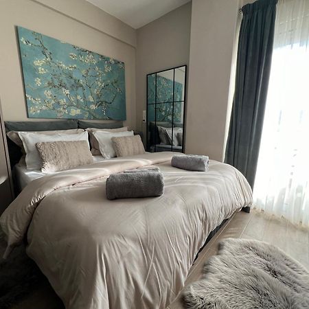 Urban Gem Apartment อเล็กซานโดรโพลิส ภายนอก รูปภาพ