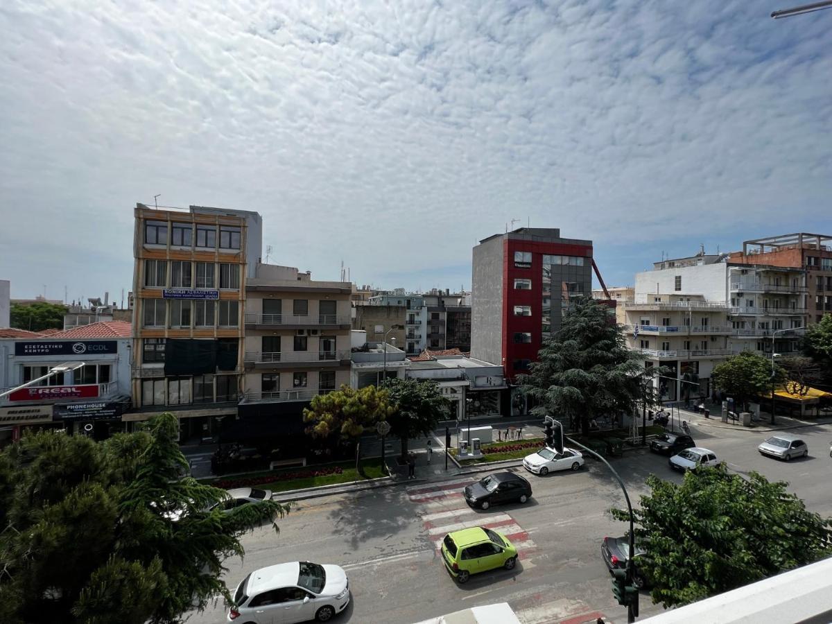 Urban Gem Apartment อเล็กซานโดรโพลิส ภายนอก รูปภาพ