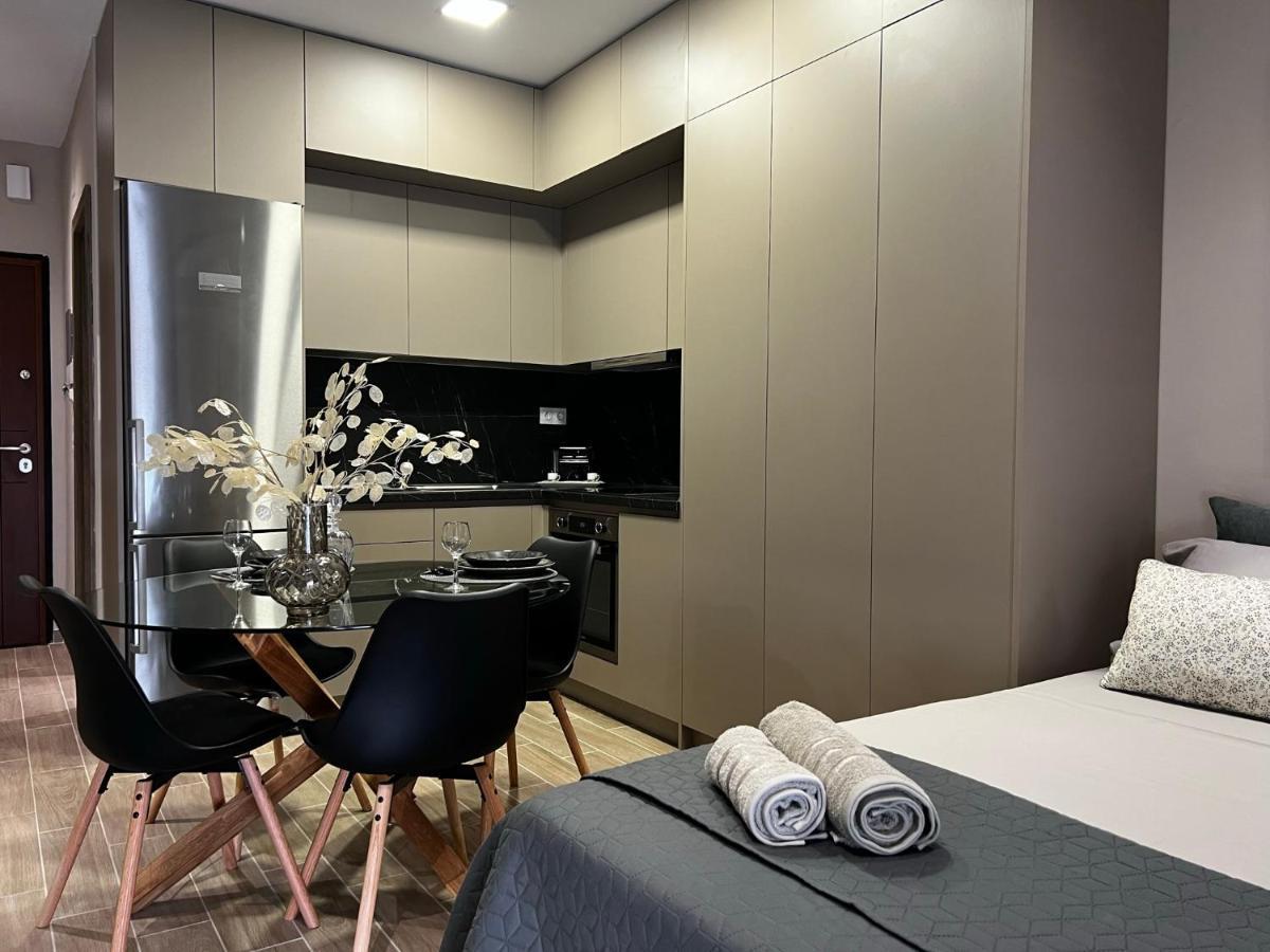 Urban Gem Apartment อเล็กซานโดรโพลิส ภายนอก รูปภาพ